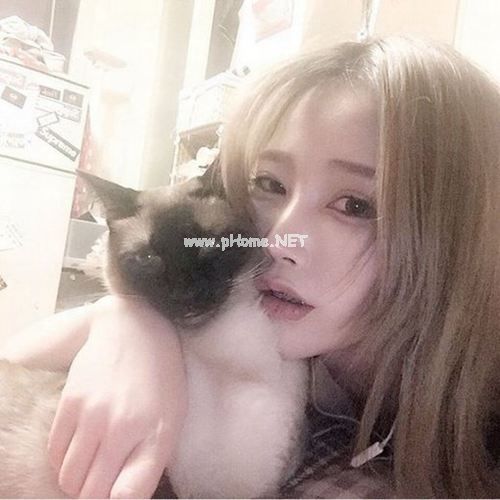 描写桃花像什么的比喻句 桃花开了改成比喻句有诗意的