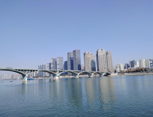关于高中秋季运动会加油稿2020